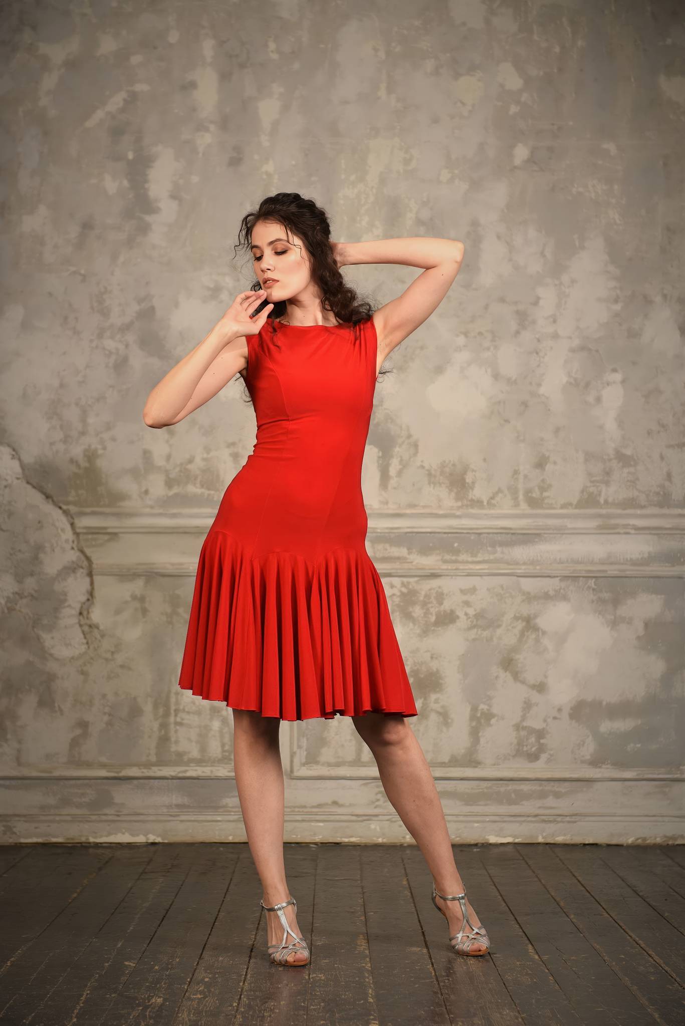 Danceeverywear Rosario Sm8009 Red Aermelloses Tanzkleid Mit Godet Rock Rot 106817 02